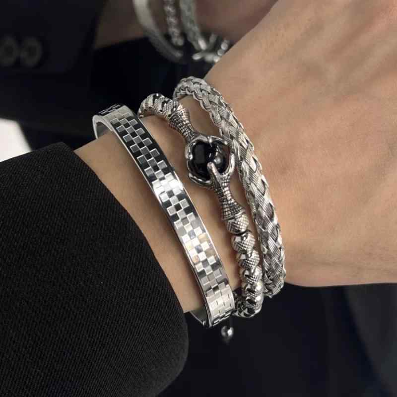 Other - バングル メンズ 男性用 ブレスレット 腕輪 ステンレス チタン鋼 金属 ツイスト ねじり 編み込み ワイヤー オープンタイプ シンプル スタイリッシュ シルバー ゴールド 春夏 プレゼント 光沢