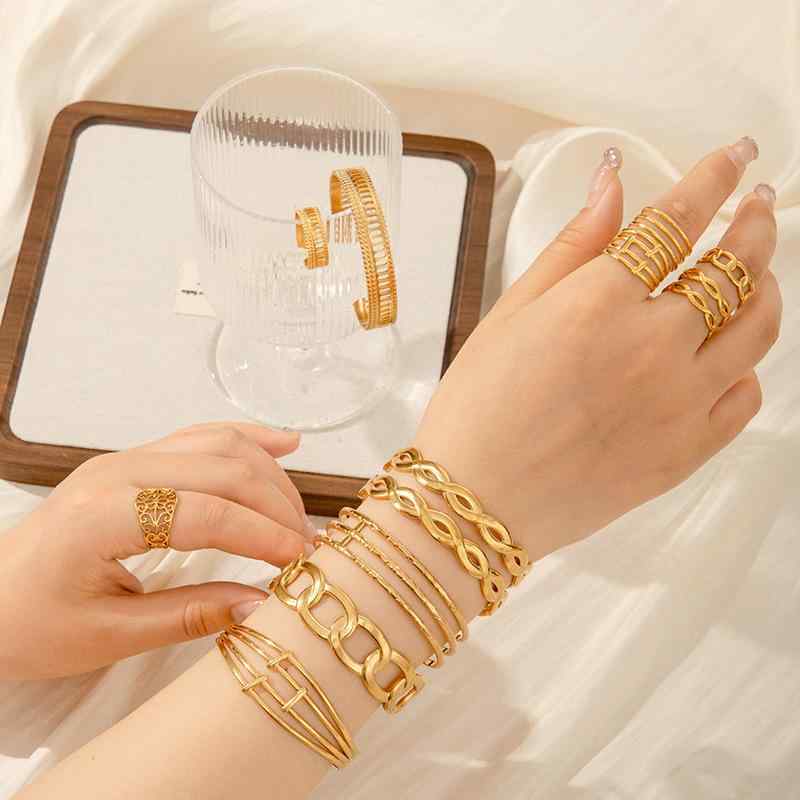 Other - 指輪 メンズ レディース ステンレス プレーンリング チタン鋼 透かし彫り フリーサイズ シンプル 個性的 欧米風 電気メッキ加工 万能 普段使い オフィス カジュアル アクセサリー おしゃれ かわいい ゴールド シルバー