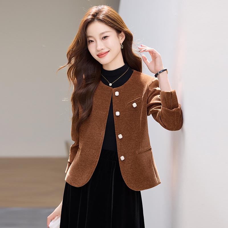 Suits For Job Interviews - ジャケット レディース 秋冬 ショート丈 ノーカラー ツイード風 トップス 長袖 アウター きれいめ オフィス 通勤 普段使い 上品 エレガント カジュアル ポリエステル ボタン ピンク ブラウン ベージュ 40代