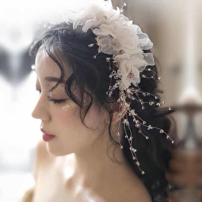 ・カテゴリ: ヘアアクセサリー・素材: 布・スタイル: レディース・種類: サイドクリップ