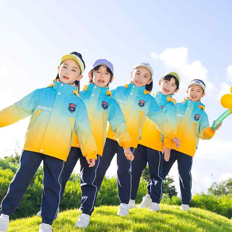 ・スタイル: 韓国風・対象年齢: 8歳以上（140cm以上）・対象性別: ユニセックス（男女兼用）・前開き仕様: ファスナー・デザイン要素: スポーツ、セットアップ、カーディガン、配色、親子ペア、トレンド・生地加工: ソフト加工・素材: ポリエステル・安全基準: クラスB・フード: ・セット内容: 長袖＋パンツ（2点セット）・カラー展開: ブルー系、イエロー系、ネイビーベスト、ベージュベスト、シャツ・サイズ展開: 100cm、110cm、120cm、130cm、140cm、150cm、160cm、170cm、180cm、190cm・カテゴリ: 制服・学生服