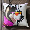 サングラス シベリアンハスキー ピンクのコート クッションカバー 45×45cm アニマル柄 おしゃれ 可愛い クッション本体付き 正方形 犬ファン