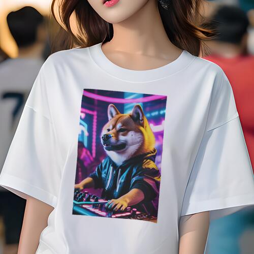 柴犬 Tシャツ レディース 犬ファン 半袖 春夏 犬柄 プリント カジュアル かわいい 人間用 個性派 ここだけのデザイン 面白 DJ 柴犬 クラブ 音楽 ネオン