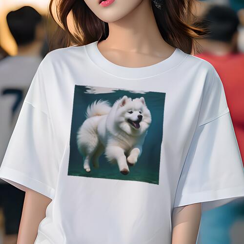 メンズアイテムはゆるっとした着こなしにもおすすめです。検索用：黒・白のみ吸汗、速乾、日焼け対策、メッシュ素材、ポリエステル100％、透けない