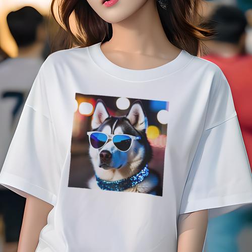 楽天フロントップ楽天市場店Tシャツ レディース 犬ファン 半袖 春夏 プリント カジュアル かわいい 人間用 フィットネス サングラス シベリアンハスキー キラキラ 夜 街灯