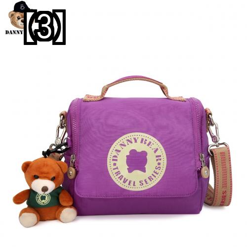 ショルダーバッグ レディース 斜めがけ 大人 小さめ 韓国 キャンバス カジュアル シンプル 丈夫 ファスナー付き 太ベルト ポケット くま 通学 ネイビー 黒 ピンク