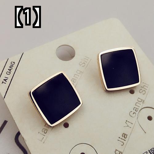 ピアス おしゃれ 黒のピアス チタン鋼のピアス ハイエンドな雰囲気 シンプル ピアス