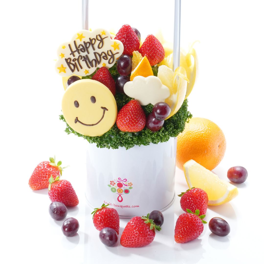 【誕生日プレゼントに】 フルーツブーケ ハッピースマイル Sサイズ 誕生日 バースデー フルーツギフト フルーツバスケット プレゼント お祝い サプライズ 贈り物 果物ギフト かわいい おしゃれ 華やか フルーツ盛り合わせ サプライズ ケーキ代わりに 送料無料
