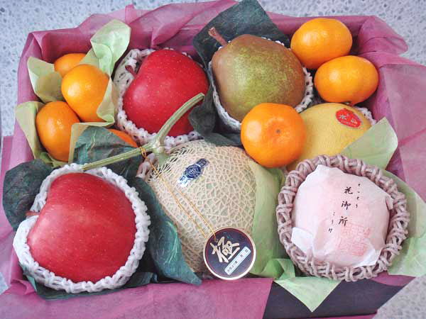 静岡県産クラウンマスクメロン入りフルーツギフト15000円 父の日 ギフト【お歳暮】【冬ギフト】【楽ギフ_包装】【楽ギフ_のし宛書】【楽ギフ_メッセ入力】【お供...