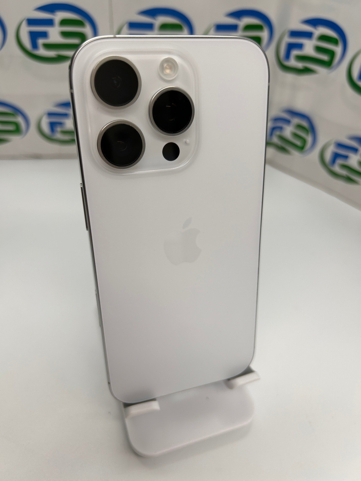 楽天市場】iPhone 16 Pro 256GBの通販