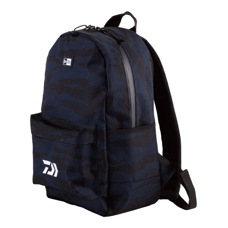 ダイワ(Daiwa)　NEW ERA ライトパック タイガーストライプカモネイビー / バックパック リュックサック ニューエラ　【釣具　釣り具】
