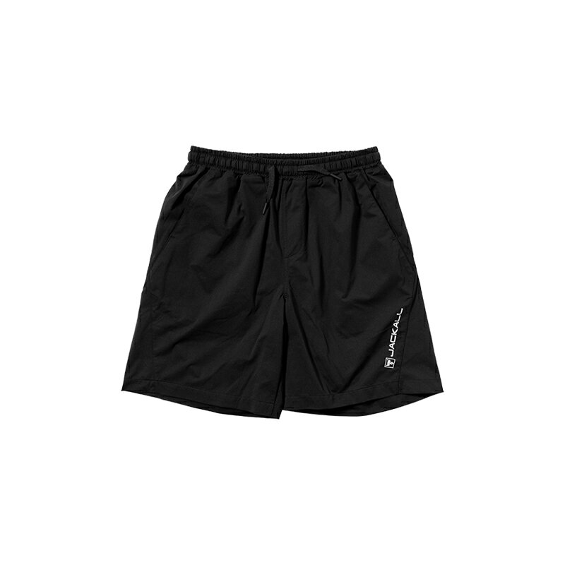 仕様表■夏の釣りや暑い季節に最適。軽やかに過ごせるドライメッシュハーフパンツ。軽量で通気性、ストレッチ性に優れる人気の「ドライメッシュ」シリーズに釣りにも日常にもリラックスして使える、ゆったりシルエットのハーフパンツが新登場です。暑い季節の釣行でも、アウトドアでも、軽やかな着心地が続きます。ストレッチ性も備えており、動きやすさは抜群。キャストや移動の多いシーンでも、足さばきを妨げません。さらに、パッカブル仕様で持ち運びも簡単。釣行バッグに忍ばせておけば、釣りのあとに着替えてリラックスしたり、旅先やアウトドアでも気軽に使える万能さが魅力です。同シリーズのドライメッシュフーディーと合わせれば、軽さと統一感のあるスタイルが完成。春夏の釣りにも、日常のリラックスタイムにも寄り添う一本です。カラーは、春夏の釣行に合わせた3色展開。ライトモカベージュは、自然光に溶け込む柔らかさで、暑苦しさを感じさせない軽やかな印象。ライトグレーは、清涼感と上品さを兼ね備え、どんなスタイルにも馴染む万能カラー。そしてブラックは、日差しの下でも締まりのある印象を保ちつつ、シーンを選ばない安定感のある一着。JACKALLジャッカル　PA-B002 ドライメッシュハーフパンツ●サイズ:S●ウエスト幅:35.0cm●ヒップ幅:56.5cm●股下:20.0cm●総丈(脇丈):48.5cm●裾幅:32.2cm●わたり幅:36.0cm●カラー:ブラック※サイズは目安です。詳細はこちら