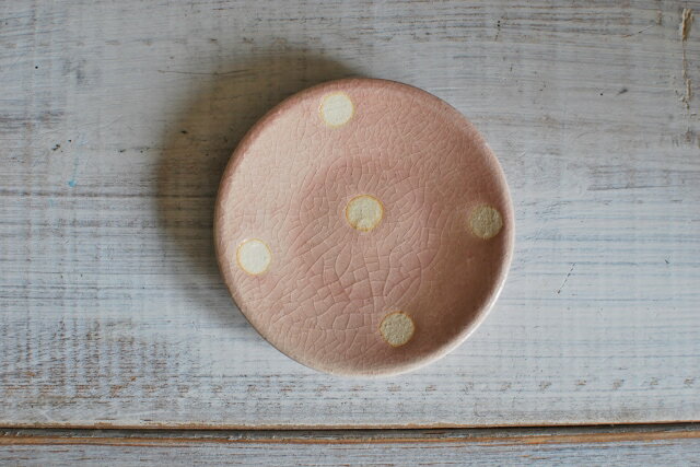 土物　水玉小皿　ミニプレート　新色　ピンク　 和皿　小皿　　【今月のSALE　人気小皿　美濃焼】