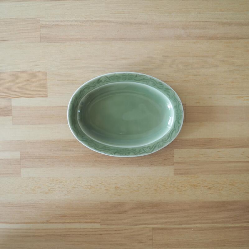 有田焼 オーバル唐草シリーズ グリーン 小 楕円皿 おしゃれ かわいい