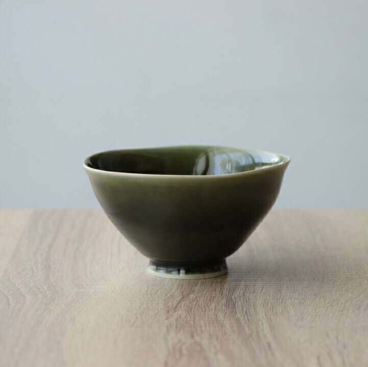 有田焼 金善窯 茶碗 飯碗 オリベ 緑 グリーン 小さい おしゃれ かわいい シンプル 食器 器
