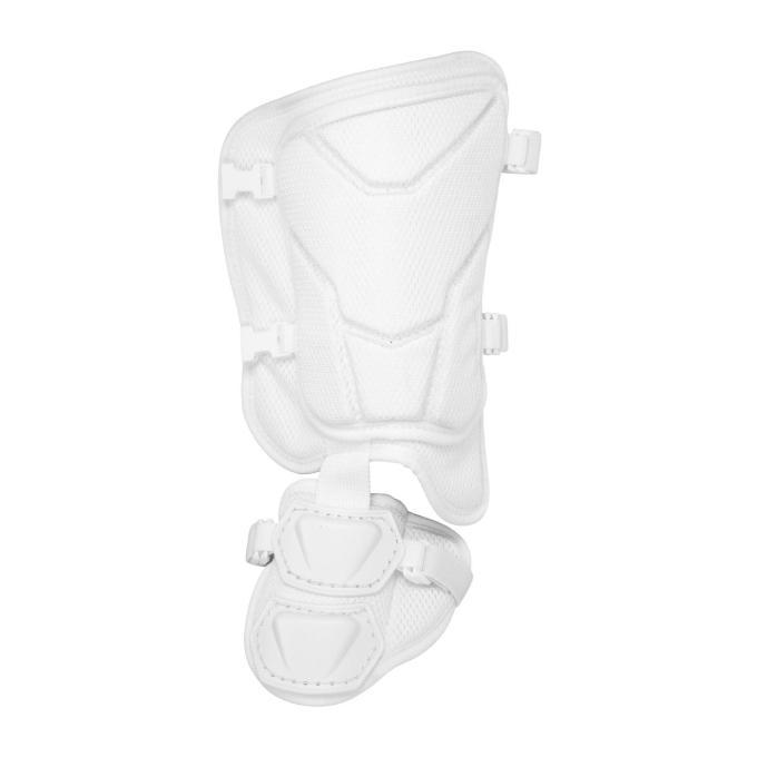 高校野球で大人気！大特価セール！最安値に挑戦！プロの拘りを再現。その安心感と装着性でフルスイングをサポート！新パッケージでリニューアル！中学硬式、中学軟式、草野球でも大人気！自打球から足、脛をカバーします！ 【MIZUNO】ミズノ フットガード パッド型 左足右打者用(野球)[ユニセックス]高校野球ルール対応モデル 1DJLG230（野球・バッター用防具・足甲・脚部・スネ・プロテクター） 品番 1DJLG23001 カラー 01：ホワイト（白） サイズ スネ部高さ：26cm 素材 表地：ポリエステル　パッド：EVA 質量 約305g ■左足右打者用 ■専用収納袋付き ■高校野球ルール対応モデル 激安超特価セール！1DJLG033の後継品です。