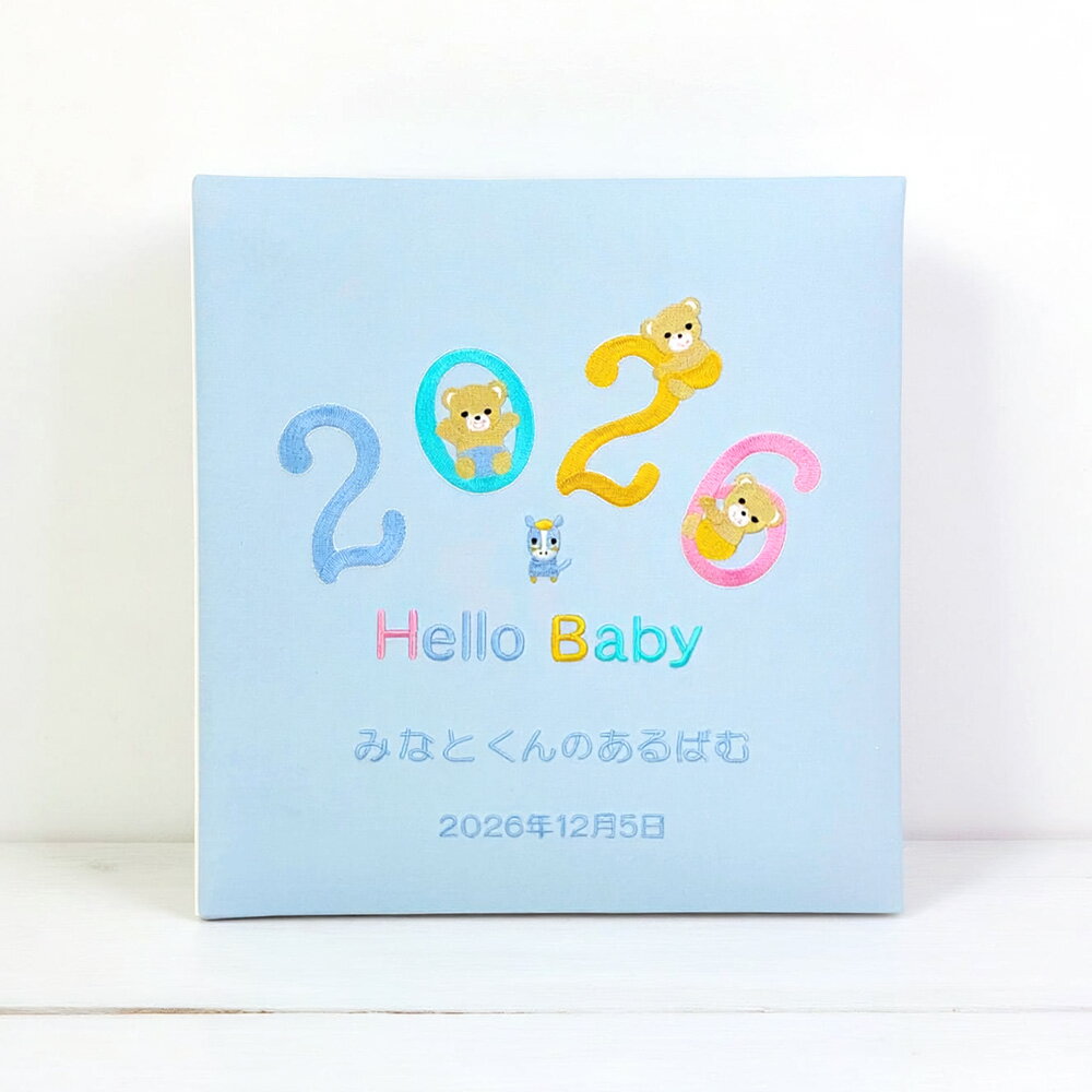 【商品仕様】●布地表紙●Lサイズ100年台紙8枚●ビニールカバー、育児記録ページ、タイトルカード付き●化粧箱入●本体:タテ335×ヨコ330×厚み40mm●箱:365×355×50mm※2020年より、ベース生地が合皮から布地に変わっております。ご了承ください。※補充用替台紙は100年台紙・Lサイズ　ブルー アH-LFR-5Bをご使用ください。※フエルアルバムに台紙を補充される場合は、最初からセットされている枚数を含め、20枚程度が目安となります。それ以上増やすと、台紙の見開きが悪くなったり、化粧函に収納出来なくなる事があります。最高でも30枚以内でお使い下さい。