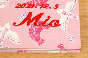 【★受注生産】【WEB限定品】アルバム 誕生用 名入れアルバム 手作り フエルアルバム テキスタイル バードランド ピンク YJ-LB-44 赤ちゃん 出産祝い マタニティ 写真 #101# 2