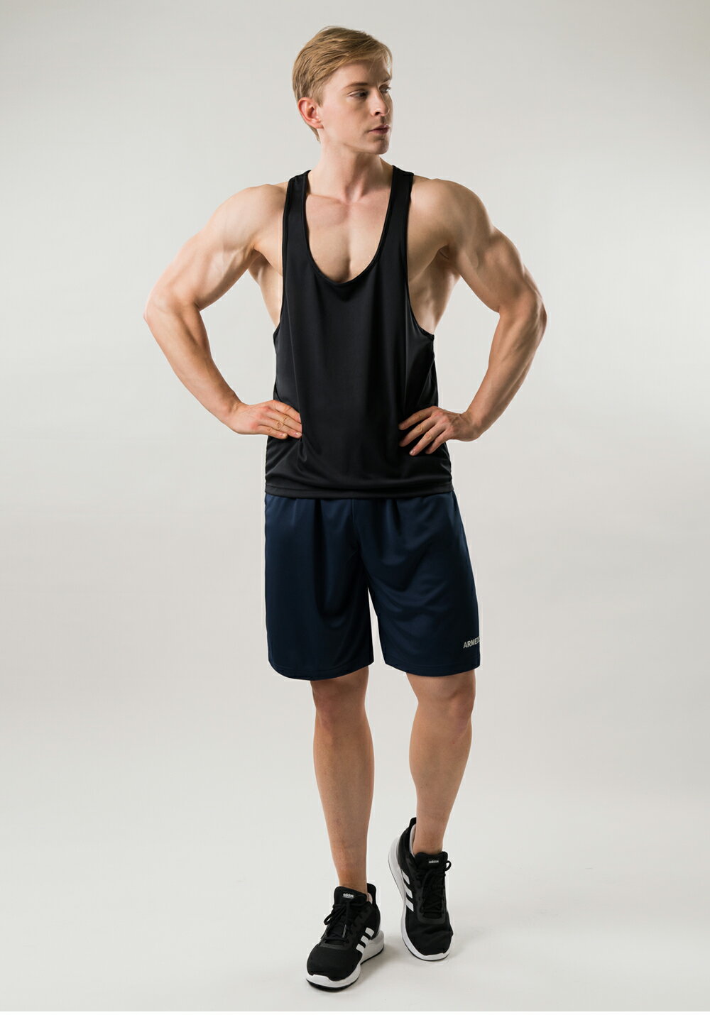 【ARMEDES】 アルメデス 接触冷感 コンプレッションインナー タンクトップ Uネック オールシーズン メンズ UVカット 紫外線対策 吸汗速乾 通気性 伸縮性 速乾性 スポーツインナー スポーツ トレーニング ジム 送料無料 M-3XL 全4色 AR112