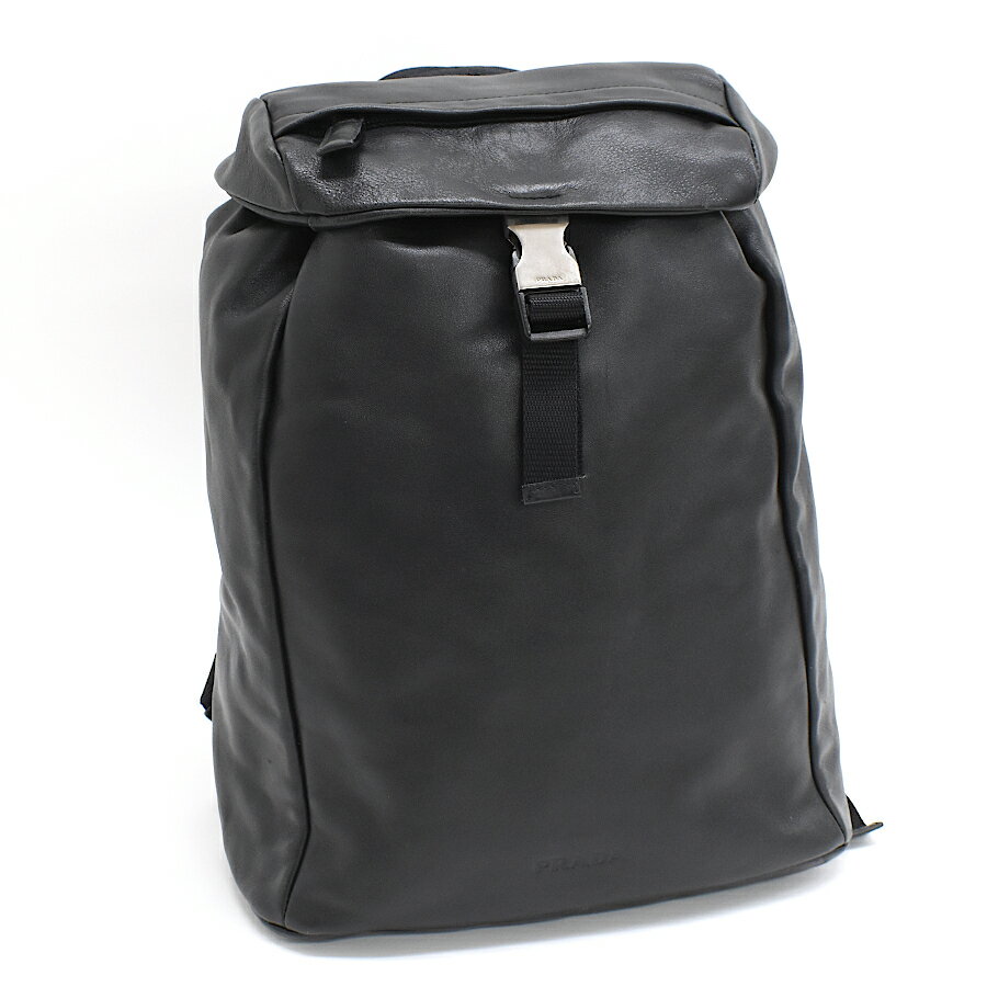 【中古】プラダ バックパック リュックサック レザー ブラック PRADA [美品][送料無料]のサムネイル