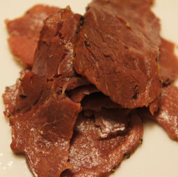 馬肉燻製スライスパストラミアップ