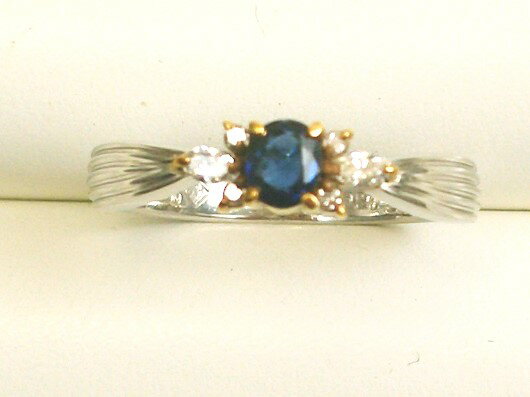 pt・k18 プラチナ18金コンビダイヤ入りサファイヤリング101-4134