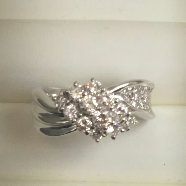 pt900プラチナダイヤ入りリング鑑別付101-4325