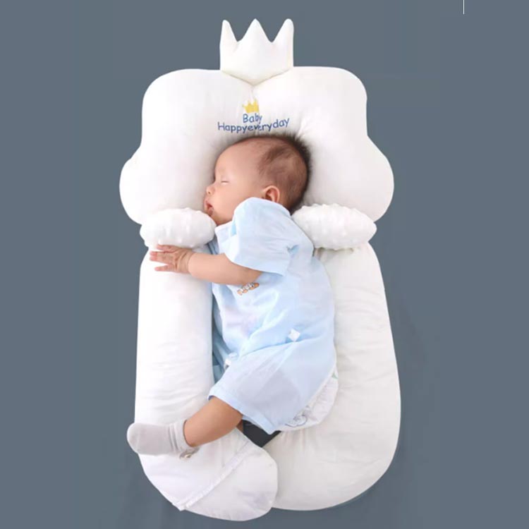 寝返り防止 ボディーピロー 夜泣き 枕 ベビーまくら 頭の形 分離可能 赤ちゃん枕 両面 幼児 絶壁防止 向き癖防止 横向き枕 クッション 洗える 出産祝い ベビー枕 リバーシブル