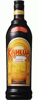 カルーアの原料は良質なアラビカ種のコーヒー豆。コーヒー豆は香り高くローストされ、スピリッツに浸け込まれます。最高の原料と最新の技術。それが、世界各国で広く愛され続けているカルーアの秘密です。【選べる配送方法】　【商品詳細】■内容量：700ml ■アルコール度数：20度 ■品種・主原材料：■原産国：メキシコ■販売者：サントリー株式会社●保存方法：冷暗所で振動がない所-------------------------------------------------------------------お酒は20歳から！※未成年者への酒類の販売は固くお断りしています！-------------------------------------------------------------------※商品画像とパッケージ、及びヴィンテージなどが、お送りする商品と異なる場合がございます。※生酒・火入れ回数の少ない日本酒、及びワイン類はクール便での発送をおすすめします。 取扱い商品 飲み物 飲料 お酒 酒類 清涼飲料水 炭酸飲料 コーヒー 水 ミネラルウォーター 果実飲料 野菜ジュース ジュース お茶 日本茶 緑茶 紅茶 ミルクティー コカ・コーラ 製品 ケース買い ペットボトル 缶 ボトル 瓶 ビン ダース ウイスキー ウヰスキー スコッチ バーボン スピリッツ ブランデー リキュール ウォッカ テキーラ ラム 中国酒 ワイン オーガニックワイン スパークリングワイン 白ワイン 赤ワイン ロゼワイン 日本酒 産地 全国 スパークリング日本酒 にごり酒 純米吟醸酒 純米大吟醸酒 純米酒 甘酒 日本酒セット 焼酎 甲類焼酎 泡盛 韓国焼酎 スパークリング焼酎 ビール ノンアルコールビール カクテルベース 梅酒 ノンアルコール ノンアルコールテイスト飲料 ソフトドリンク 食品 雑貨 ジャム おすすめの用途 記念日 母の日 父の日 敬老の日 バレンタインデー ホワイトデー 結婚記念日 デート 成人の日 七夕 海の日 勤労感謝の日 クリスマス クリスマスイブ 大晦日 正月 元日 元旦 お祝い 祝事 誕生日 誕生日祝い お誕生日 バースデー ハッピーバースデー 出産内祝い 出産祝い 婚約祝い 結婚祝い 引き出物 婚礼内祝 木婚式 花婚式 金婚式 内祝 還暦 病気全快祝 退院祝い 全快祝い 快気祝い 快気内祝 昇進祝い 入社 退職祝い 就職祝い 合格祝い 卒業 定年 退社 勤続祝い 創立祝い 開業祝い 開店祝い 閉店祝い 新築祝い 引越し祝い 転居祝い 転勤 独立祝い お家用 まとめ買い ケース買い 大容量 買いだめ ストック パントリー 防災 備蓄 弔事 お香典 法要 法事 お供え物 香典返し 仏事 祭場供養 お彼岸 初盆 初七日 一周忌 三回忌 七回忌 十三回忌 十七回忌 二十三回忌 二十七回忌 三十三回忌 五十回忌 法要のお返し 盆返し 祭場の志 十日祭 二十日祭 三十日祭 四十日祭 五十日祭切り上げ ご挨拶 季節の贈り物 お年賀 お正月 挨拶 御年始 お中元 暑中見舞い 残暑見舞い お歳暮 御歳暮 年末 年始 ご挨拶 催し物 パーティー イベント 宴会 集まり 家飲み ホームパーティー 誕生日会 発表会 祝賀会 成人式 受章式 授賞式 襲名披露宴 打ち上げ 新年会 忘年会 お花見 端午の節句 歓迎会 送迎会 来客 その他 お見舞い 贈答品 記念品 手土産 お土産 お返し 粗品 粗酒 差し入れ ギフト プレゼント 贈り物 感謝の品 景品 賞品 お礼 労い 贈りたい人 両親 お母さん お父さん 祖父 祖母 おじいちゃん おばあちゃん 家族 姉 妹 兄 弟 恋人 彼氏 彼女 先生 年上 年下 職場 先輩 後輩 同僚 社会人 大人 仲間 友達 お世話になった人