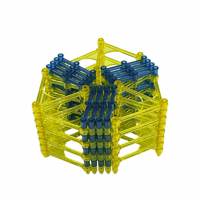 三角形の4階建て