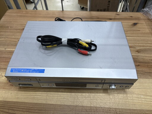 〈中古〉SONY SLV-NX15 VHSビデオデッキ 〈中古〉SONY SLV-NX15 VHSビデオデッキ