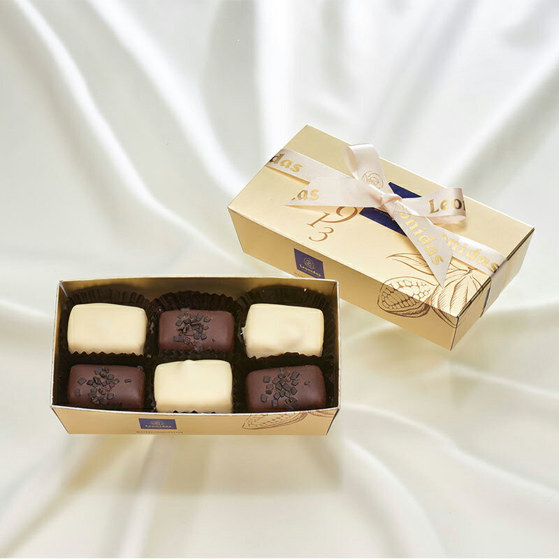 『マノンカフェ』は、プラリネのレイヤーにフレッシュクリームを重ね、ローストしたヘーゼルナッツをトッピングしてホワイトチョコレートで包んだ逸品です。『マノンアンタンスノアール』は、プラリネのレイヤーとダークチョコレートムースのフィリングをダー...