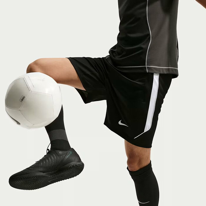フジスポ楽天市場店のナイキ ストライク Dri-FIT サッカーショートパンツ NIKE プラクティスパンツ トレーニングウェア 大人 メンズ (IF1464-010)｜アングル3