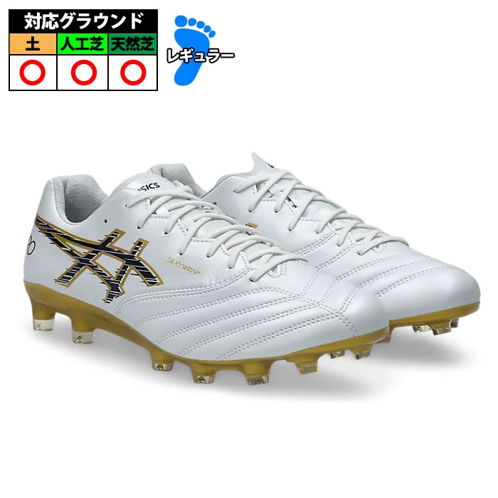 メーカー：アシックス (asics)品名：DS LIGHT X-FLY PRO 3品番：1101A072-106■アッパー人工皮革(合成皮革)・合成樹脂■アウトソール合成底(ナイロン)・合成底(ウレタン)■ワイズSTANDARD■カラーWhite/Midnight■対応グラウンド天然芝・人工芝・土■生産国ベトナム製スピードとフィットを求めるエリートプレーヤーへ。DFを置き去りにするスプリントを。柔軟性/耐久性に優れた素材「SILKYWRAP」をアッパー全面に採用。素足感覚の繊細なボールタッチを可能にするやわらかさと足馴染みで、試合終盤まで優れたフィット感を維持。ダッシュ一歩目に注目し、縦のグリップが効きやすいようにつま先から2列目のスタッドをブレード形状に近づけ、角度も蹴り出し方向へグリップが効くよう形状などアップデート。高い推進力を得るためのアウターソールで選手のパフォーマンスをサポート。キーワード: asics DS LIGHT X-FLY PRO 3 アシックス サッカー スパイク シューズ 天然芝 人工芝 土 大人 メンズ レディース当店は実店舗と在庫を共用しております。在庫更新のタイムラグの為に販売できない可能性があります。万が一、店頭・メーカーともに在庫切れの際はご容赦下さいませ。