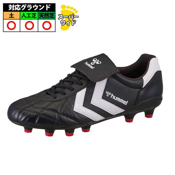 メーカー：ヒュンメル (hummel)品名：ヴォラート3 PRO OLD SCHOOL SUPERWIDE品番：HAS1253SW-9020■アッパーカンガルーレザー×人工皮革■アウトソール合成樹脂■ワイズスーパーワイド(4E相当)■カラーブラック×レッド■対応グラウンド土・人工芝・天然芝■生産国ベトナム製2026年7月発売1990年前後に発売していたモデルをインスパイアしたクラシックモデル。 折り返しタンにアイコニックな太いシェブロンライン、アウトソールにあしらったデンマークカラーが特徴。 アッパー前足部にはカンガルーレザー、中足部以降にしなやかな人工皮革「ナノフィットスキン」を採用することで優れたフィッティングを実現。 アウトソールは軽量性・反発性に優れたナイロン樹脂をベースに、スタッド部分へ耐摩耗性に優れたウレタン樹脂を採用。 4E相当のスーパーワイドラストを採用。 ・ナノフィットスキン・KaRVO・グリップインソール■キーワード: hummel ヒュンメル VORART ヴォラート サッカー スパイク シューズ 大人 メンズ レディース ユニセックス 【関連商品】 ▼ワイド(3E相当) └ ヴォラート3 PRO OLD SCHOOL WIDE (HAS1253W-9020) &nbsp; 当店は実店舗と在庫を共用しております。在庫更新のタイムラグの為に販売できない可能性があります。万が一、店頭・メーカーともに在庫切れの際はご容赦下さいませ。