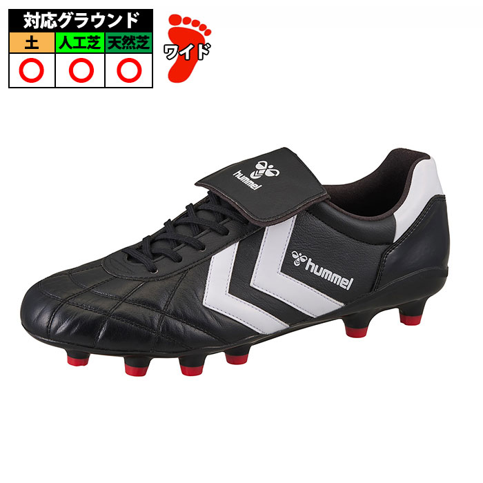 メーカー：ヒュンメル (hummel)品名：ヴォラート3 PRO OLD SCHOOL WIDE品番：HAS1253W-9020■アッパーカンガルーレザー×人工皮革■アウトソール合成樹脂■ワイズワイド(3E相当)■カラーブラック×レッド■対応グラウンド土・人工芝・天然芝■生産国ベトナム製2026年7月発売1990年前後に発売していたモデルをインスパイアしたクラシックモデル。 折り返しタンにアイコニックな太いシェブロンライン、アウトソールにあしらったデンマークカラーが特徴。 アッパー前足部にはカンガルーレザー、中足部以降にしなやかな人工皮革「ナノフィットスキン」を採用することで優れたフィッティングを実現。 アウトソールは軽量性・反発性に優れたナイロン樹脂をベースに、スタッド部分へ耐摩耗性に優れたウレタン樹脂を採用。 3E相当のワイドラストを採用。・ナノフィットスキン・KaRVO・グリップインソール■キーワード: hummel ヒュンメル VORART ヴォラート サッカー スパイク シューズ 大人 メンズ レディース ユニセックス 【関連商品】 ▼スーパーワイド(4E相当) └ ヴォラート3 PRO OLD SCHOOL SUPERWIDE (HAS1253SW-9020) &nbsp; 当店は実店舗と在庫を共用しております。在庫更新のタイムラグの為に販売できない可能性があります。万が一、店頭・メーカーともに在庫切れの際はご容赦下さいませ。
