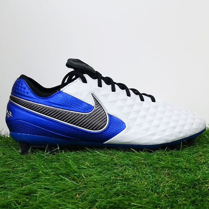 ティエンポ レジェンド 8 エリート HG ナイキ(NIKE) サッカースパイク ホワイト×ハイパーロイヤル×メタリックシルバー×ブラック (AT5899-104)【2020年8月ナイキ】