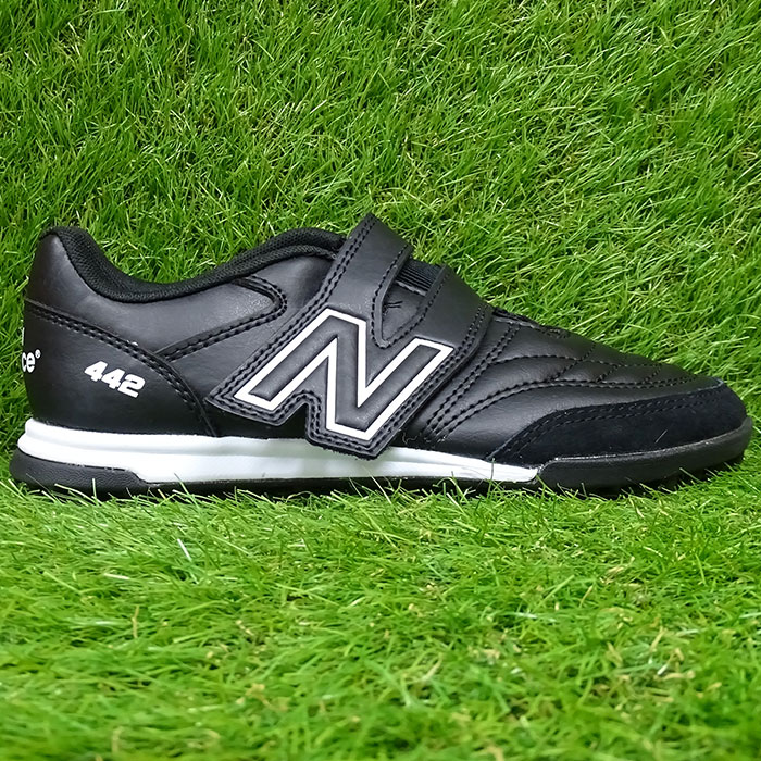 ニューバランス 442 V TF JNR BK2 New Balance 【サッカー・フットサル】 シューズ トレーニングシューズ トレシュー ジュニア Jr キッズ 人工芝 ターフ ブラック (JS4VTBK2M)バーゲン サッカー 用品 セール