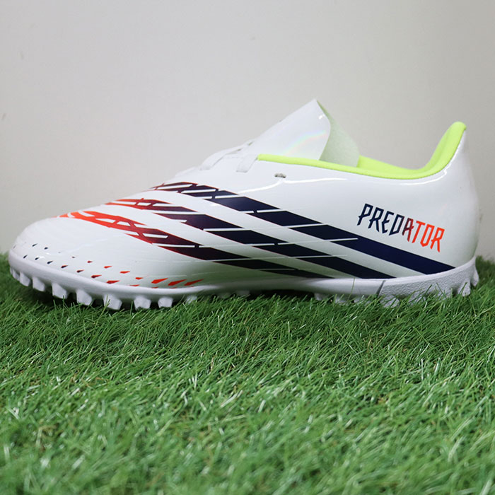 アディダス プレデター エッジ.4 TF J adidas 【サッカー・フットサル】 シューズ ジュニア トレーニングシューズ トレシュー キッズ 子供 Jr 人工芝 ターフ Predator Edge アル・リフラパック ALRIHLA PACK フットウェアホワイト×ソーラーイエロー×パワーブルー (GV8496)ネット通販 サッカー 用品 セール