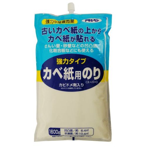 ●容量:1600g●凹凸面:約6.4m2●平滑面:約10.4m2強力な接着効果のカベ紙用のりです。 せんい壁・砂壁などの凹凸面、化粧合板などにも使えます。【特長】・うすめずにそのまま使用できます。・古いカベ紙の面や接着性の悪いせんい壁・砂壁などの凹凸のある下地面や 化粧合板・ツヤあり塗装面などに、優れた接着効果を発揮します。・カビドメ剤入りですので、カビの発生を防ぎます。・裏面に水をつけて貼る再湿カベ紙に使用すると、接着効果がさらに高まります。・のりが乾くまでの間、柄合わせや位置合わせの修正ができます。【使用方法】(1)貼る面の汚れやホコリを拭き取ります。(2)本品を原液のままローラートレイなどに移し、ローラーバケやのりバケで、 カベ紙の裏面にのりを均一に塗ります。(3)本品を塗ってカベ紙が伸びるまで、約5分間待ってから貼ります。 凹凸の激しい面には多めにのりを塗ってください。 塗りにくい時は、少量の水でうすめたください。 はみだしたのりや衣服についたのりは、乾く前に拭きとってください。 水でうすめたのりは、早めに使い切ってください。 油やタバコのヤニなどでひどく汚れた面には、充分接着しないことがあります。