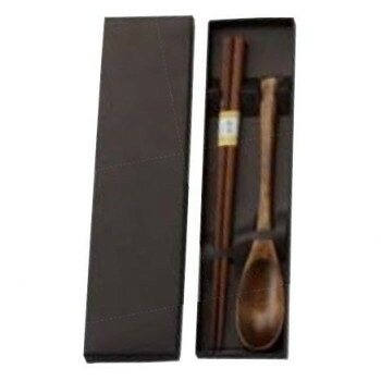 ギフト用の箱入です。サイズ：箸:22.5cm、スプーン:20×3cm個装サイズ：25×6.5×1.5cm重量：個装重量：60g素材・材質：木(漆塗り)セット内容：箸×1膳、スプーン×1本生産国：中国