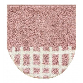 ＜＜ご注意下さい＞＞こちらの商品はメーカーよりお客様へ直接お届けの品になります。 当店での在庫はしておりません。在庫の有無はメーカー在庫のみになりますので、急な欠品や急に廃盤になる可能性がございます。こちらの商品の配送について○北海道・沖縄・離島につきましては、配送不可となりますので予めご了承お願いします。こちらの商品の包装(ラッピング)について○上記の理由(メーカーより直送)により包装はできませんので予めご了承お願いします。こちらの商品の不具合について○お届けしましたこちらの商品に不具合があった場合、商品到着日より1週間以内に当店にご連絡ください。メーカーが直接対応させて頂きます。○お客様がご自身で修理された場合、費用の負担は致しかねますので予めご了承下さい。ナチュラルな色味でどんなトイレにも合うフタカバー。粘着シートでU・O型/洗浄暖房タイプ、どの型にも対応できます。サイズ：480×400×10mm個装サイズ：48×40×1cm重量：180g個装重量：200g素材・材質：パイル部:ポリエステル100%、粘着シート:ポリウレタン仕様：洗濯OK生産国：中国