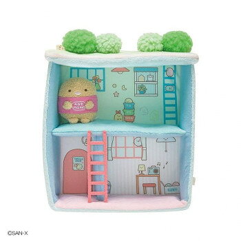 ＜＜ご注意下さい＞＞こちらの商品はメーカーよりお客様へ直接お届けの品になります。 当店での在庫はしておりません。在庫の有無はメーカー在庫のみになりますので、急な欠品や急に廃盤になる可能性がございます。こちらの商品の配送について○北海道・沖縄・離島につきましては、配送不可となりますので予めご了承お願いします。こちらの商品の包装(ラッピング)について○上記の理由(メーカーより直送)により包装はできませんので予めご了承お願いします。こちらの商品の不具合について○お届けしましたこちらの商品に不具合があった場合、商品到着日より1週間以内に当店にご連絡ください。メーカーが直接対応させて頂きます。○お客様がご自身で修理された場合、費用の負担は致しかねますので予めご了承下さい。すみっコぐらしてのりぬいぐるみと合わせて楽しい、屋上庭園付きすみっコハウス!はしごで2階に上って。屋上にはもこもこした草が。色々なてのりぬいぐるみと一緒にあつめて組み合わせて、自分だけのかわいいすみっコぐらしの世界で遊んでみてね。サイズ：約220×185×100mm個装サイズ：22×19×10cm重量：個装重量：100g素材・材質：ソフトボア生産国：ベトナム