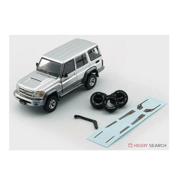 BM CREATIONS トヨタ ランドクルーザー LC76 シルバー LHD 1/64スケール 64B0349 【沖縄配送不可】