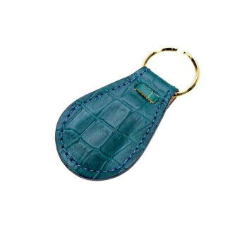 ＜＜ご注意下さい＞＞こちらの商品はメーカーよりお客様へ直接お届けの品になります。 当店での在庫はしておりません。在庫の有無はメーカー在庫のみになりますので、急な欠品や急に廃盤になる可能性がございます。こちらの商品の配送について○北海道・沖縄・離島につきましては、配送不可となりますので予めご了承お願いします。こちらの商品の包装(ラッピング)について○上記の理由(メーカーより直送)により包装はできませんので予めご了承お願いします。こちらの商品の不具合について○お届けしましたこちらの商品に不具合があった場合、商品到着日より1週間以内に当店にご連絡ください。メーカーが直接対応させて頂きます。○お客様がご自身で修理された場合、費用の負担は致しかねますので予めご了承下さい。国産牛革を使用した、クロコの型押し柄でポケットに入れて持ち運べる、オシャレな手べらです。サイズ：長さ約85mm、個装サイズ：5.0×10.0×2.0cm重量：個装重量：35g素材・材質：国産牛革芯材:PET生産国：日本