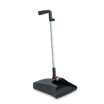 ＜＜ご注意下さい＞＞こちらの商品はメーカーよりお客様へ直接お届けの品になります。 当店での在庫はしておりません。在庫の有無はメーカー在庫のみになりますので、急な欠品や急に廃盤になる可能性がございます。こちらの商品の配送について○北海道・沖縄・離島につきましては、配送不可となりますので予めご了承お願いします。こちらの商品の包装(ラッピング)について○上記の理由(メーカーより直送)により包装はできませんので予めご了承お願いします。こちらの商品の不具合について○お届けしましたこちらの商品に不具合があった場合、商品到着日より1週間以内に当店にご連絡ください。メーカーが直接対応させて頂きます。○お客様がご自身で修理された場合、費用の負担は致しかねますので予めご了承下さい。本体を回転させると掃き掃除も溝掃除も一度にできます。テラモト独自の機能チリトリです。サイズ：横使用:約W272×D295×H660mm、縦使用:約W121×D342×H678mm、個装サイズ：76.0×34.8×15.4cm重量：約540g、個装重量：680g素材・材質：本体・グリップ:ポリプロピレン柄:直径16アルミパイプ生産国：中国