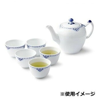宝石をちりばめたティアラのようなテーブルウエア、「プリンセス」シリーズから、新しいお湯のみ5客をティーポットとセットにしました。小ぶりのお湯のみは日本茶の色合いを楽しめ、また香り豊かな中国茶にもよくあうシェイプ。ティーポットはこちらのカップ約7〜8杯分のサイズです。ぜひティーポットをあわせてお使いいただくとおもてなしに最適です。ギフトにもおすすめです。※ハンドペイント製品です。サイズ：個装サイズ：26×17×18cm重量：個装重量：1200g素材・材質：ポーセリン仕様：カップ容量:(各)150ml/ポット700ml食洗機・電子レンジ:可生産国：タイ