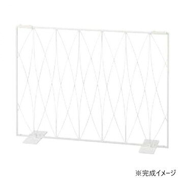 ＜＜ご注意下さい＞＞こちらの商品はメーカーよりお客様へ直接お届けの品になります。 当店での在庫はしておりません。在庫の有無はメーカー在庫のみになりますので、急な欠品や急に廃盤になる可能性がございます。こちらの商品の配送について○北海道・沖縄・離島につきましては、配送不可となりますので予めご了承お願いします。こちらの商品の包装(ラッピング)について○上記の理由(メーカーより直送)により包装はできませんので予めご了承お願いします。こちらの商品の不具合について○お届けしましたこちらの商品に不具合があった場合、商品到着日より1週間以内に当店にご連絡ください。メーカーが直接対応させて頂きます。○お客様がご自身で修理された場合、費用の負担は致しかねますので予めご了承下さい。檻のような柵から卒業できます。おしゃれなペットゲートです。隙間なく間口にぴったり収まるようにスタンドの取り付け位置が変えられます。※こちらは組立商品です。※6kgまでの小型犬向けの簡易型侵入防止用ゲートになります。※商品は手作りの為、塗装や形状に多少のばらつきがございます。※また、3mmほどの誤差が生じることがございます。予めご理解のほどよろしくお願い申し上げます。サイズ：W81×L22×H61cm、個装サイズ：4.3×86.0×63.0cm重量：個装重量：3630g素材・材質：スチール(粉体塗装)仕様：組立式生産国：中国