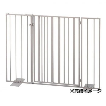 ＜＜ご注意下さい＞＞こちらの商品はメーカーよりお客様へ直接お届けの品になります。 当店での在庫はしておりません。在庫の有無はメーカー在庫のみになりますので、急な欠品や急に廃盤になる可能性がございます。こちらの商品の配送について○北海道・沖縄・離島につきましては、配送不可となりますので予めご了承お願いします。こちらの商品の包装(ラッピング)について○上記の理由(メーカーより直送)により包装はできませんので予めご了承お願いします。こちらの商品の不具合について○お届けしましたこちらの商品に不具合があった場合、商品到着日より1週間以内に当店にご連絡ください。メーカーが直接対応させて頂きます。○お客様がご自身で修理された場合、費用の負担は致しかねますので予めご了承下さい。檻のような柵から卒業できます。おしゃれなペットゲートです。置くだけで簡単に設置できます。連結できるので、間口に広さに合わせて設置できます。※こちらは組立商品です。※6kgまでの小型犬向けの簡易型侵入防止用ゲートになります。※商品は手作りの為、塗装や形状に多少のばらつきがございます。※また、3mmほどの誤差が生じることがございます。予めご理解のほどよろしくお願い申し上げます。サイズ：W81×L22×H61cm、個装サイズ：4.5×61.5×63.0cm重量：個装重量：4540g素材・材質：スチール(粉体塗装)仕様：組立式生産国：中国