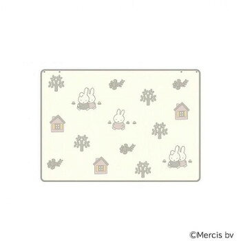 可愛いキャラクターのポンチョになるストールです。※実物は商品写真と若干の色違いがございます。サイズ：約100×70cm、個装サイズ：32×23×10cm重量：個装重量：370g素材・材質：ポリエステル100%仕様：(C)Mercisbv生産国：中国